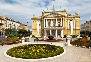 KARNEVAL U RIJECI I POSJET TRSATU