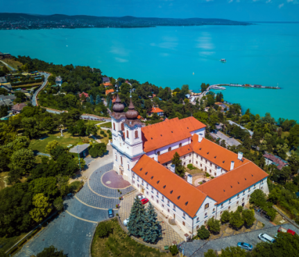 BALATON