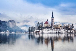 ADVENT NA BLEDU I RADOVLJICI